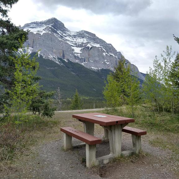 Picnic table at Valleyview