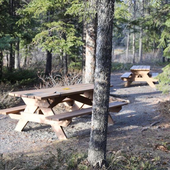 Picnic tables at Wasootch Creek