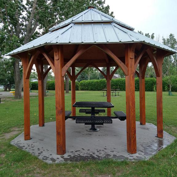 Picnic shelter at Nanton Centennial Park