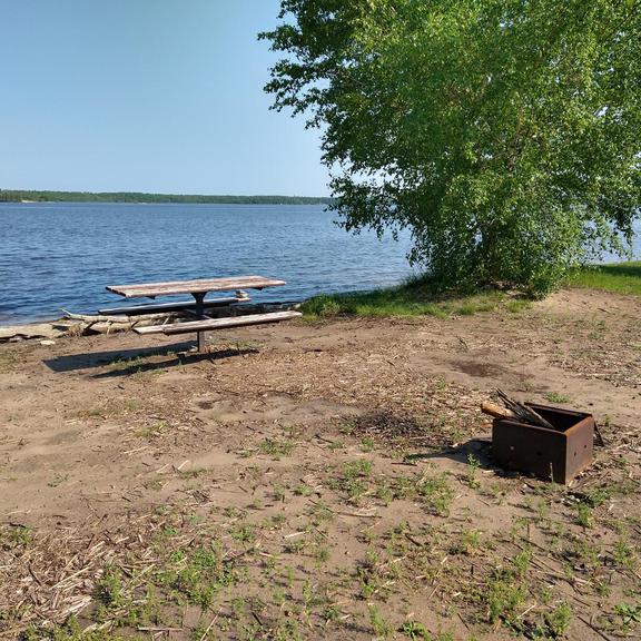 Picnic table and fire pit at Dorothy Lake
